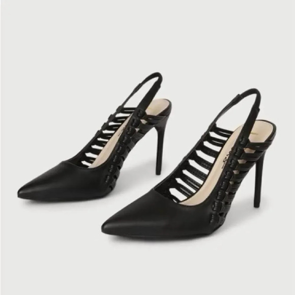 LULU'S NWOT Syoosh Pointed-Toe Slingback Pumps‎ in Black - Picture 1 of 10